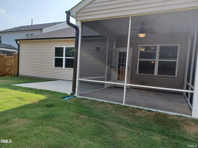 2131 Fox Chapel Place, Fuquay Varina, NC 27526