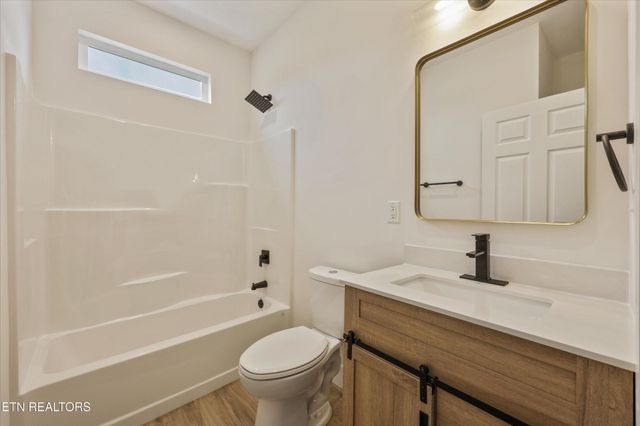 829 Wehali Tr, Kodak, TN 37764