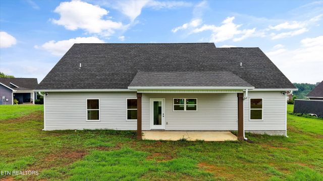 829 Wehali Tr, Kodak, TN 37764