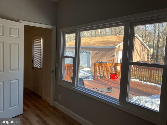 98 LENAPE TRL, Albrightsville, PA 18210