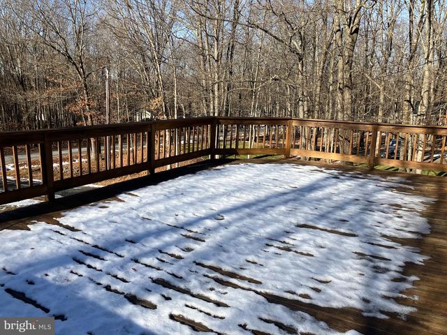 98 LENAPE TRL, Albrightsville, PA 18210