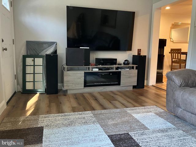 98 LENAPE TRL, Albrightsville, PA 18210