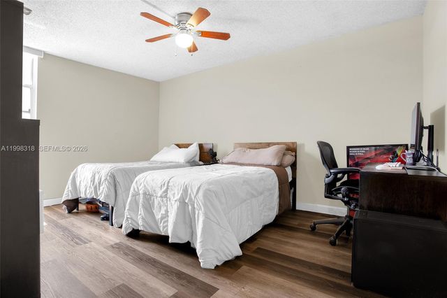 9682 Fontainebleau Blvd 503, Miami, FL 33172