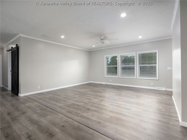 65 Cooper Way, Scott Depot, WV 25560