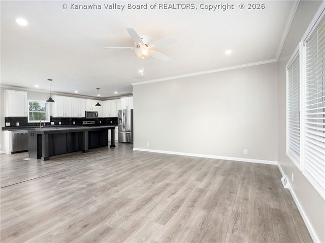 65 Cooper Way, Scott Depot, WV 25560