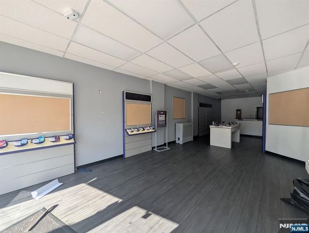 1070 Main, Passaic, NJ 07011