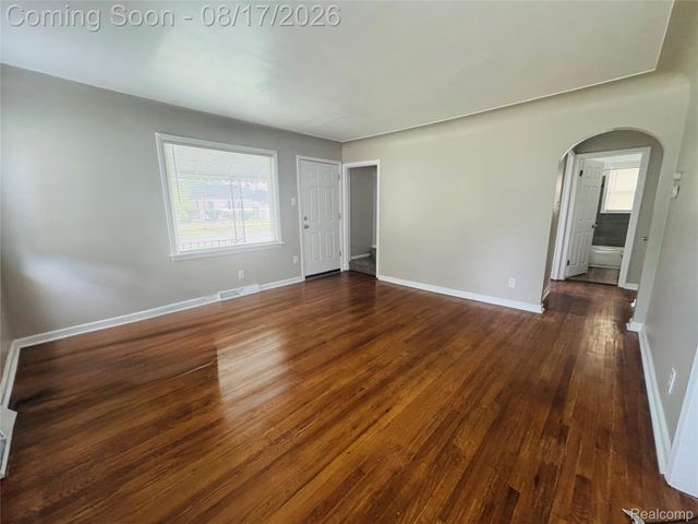 20195 Westhampton Avenue, Southfield, MI 48075