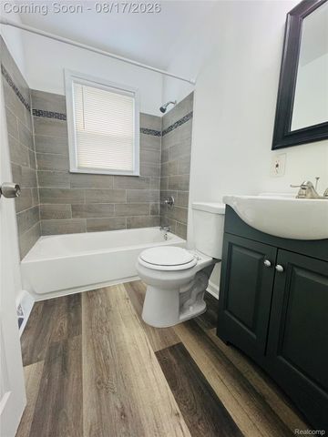 20195 Westhampton Avenue, Southfield, MI 48075