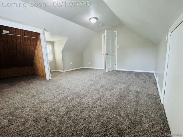 20195 Westhampton Avenue, Southfield, MI 48075