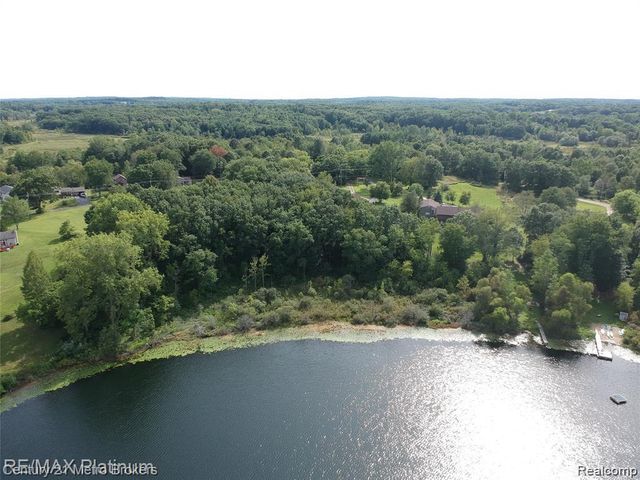 000 DEMODE, Holly, MI 48442