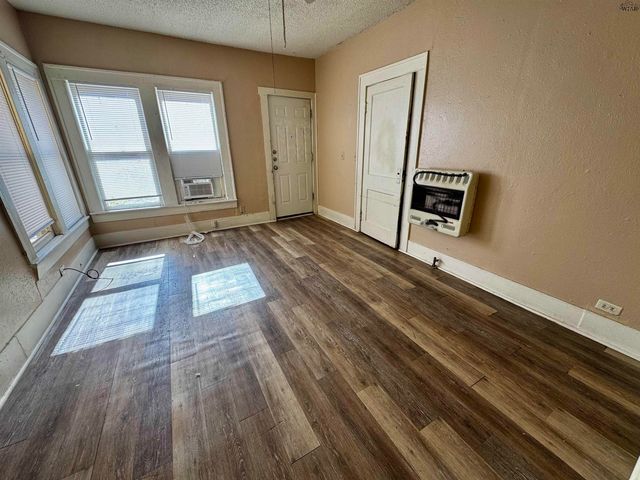 1205 AUSTIN STREET, Wichita Falls, TX 76301