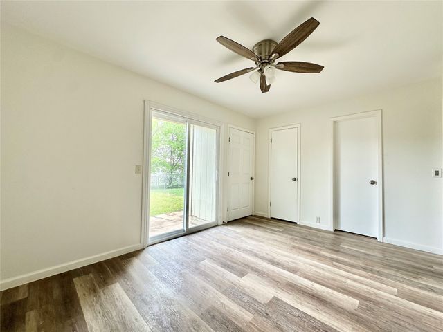 4933 Curzon Avenue, Fort Worth, TX 76107