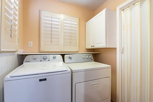 11924 Morrow Avenue NE, Albuquerque, NM 87112