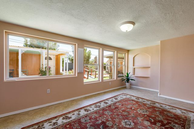 11924 Morrow Avenue NE, Albuquerque, NM 87112