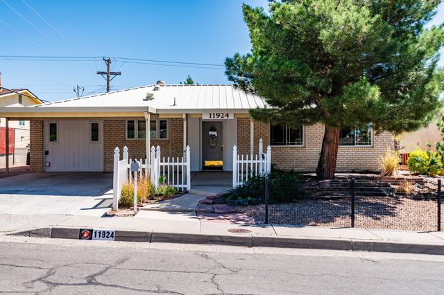 11924 Morrow Avenue NE, Albuquerque, NM 87112