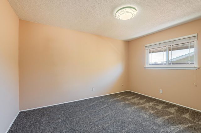 11924 Morrow Avenue NE, Albuquerque, NM 87112