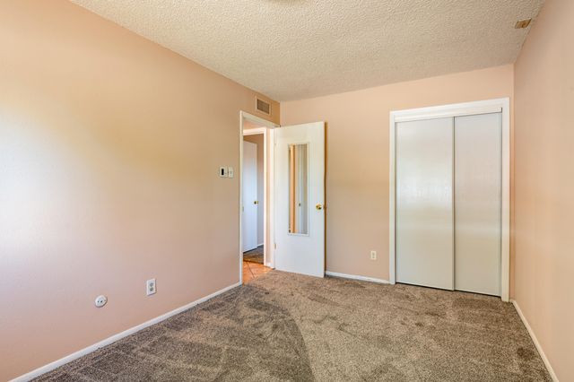 11924 Morrow Avenue NE, Albuquerque, NM 87112