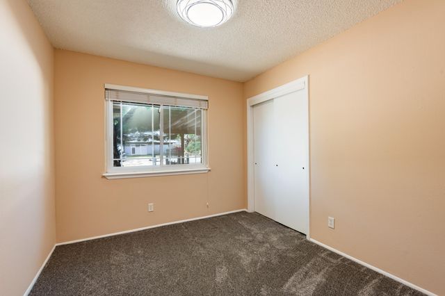 11924 Morrow Avenue NE, Albuquerque, NM 87112