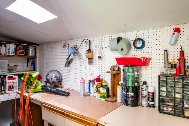 11924 Morrow Avenue NE, Albuquerque, NM 87112