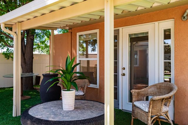 11924 Morrow Avenue NE, Albuquerque, NM 87112
