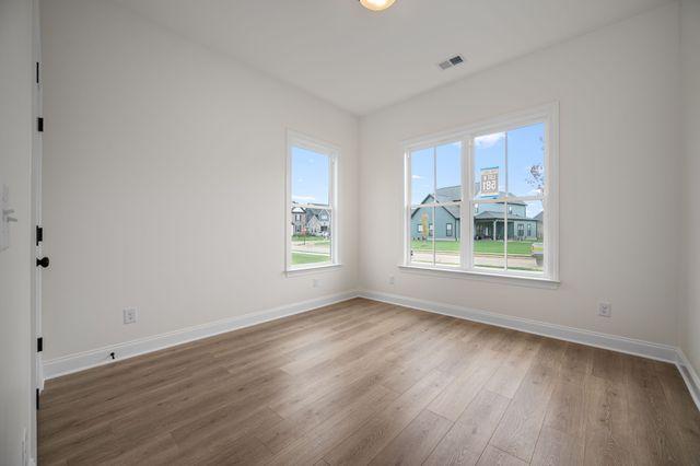 2906 Kapia Mera Ct, Murfreesboro, TN 37129