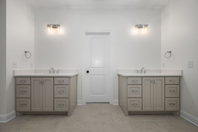 2906 Kapia Mera Ct, Murfreesboro, TN 37129