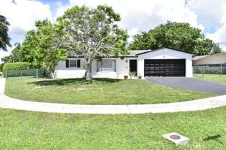 237 Porter Place, West Palm Beach, FL 33409