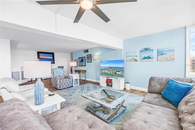 7200 SUNSHINE SKYWAY LANE S 8B, St Petersburg, FL 33711
