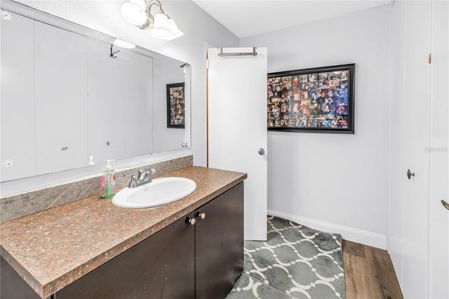 7200 SUNSHINE SKYWAY LANE S 8B, St Petersburg, FL 33711