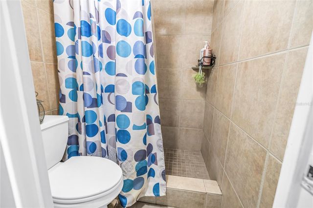7200 SUNSHINE SKYWAY LANE S 8B, St Petersburg, FL 33711