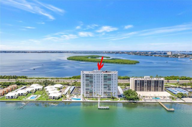 7200 SUNSHINE SKYWAY LANE S 8B, St Petersburg, FL 33711