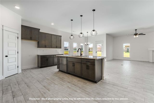 8860 Sunspire Lane, Centerton, AR 72719