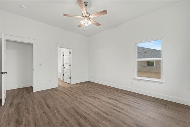 8860 Sunspire Lane, Centerton, AR 72719