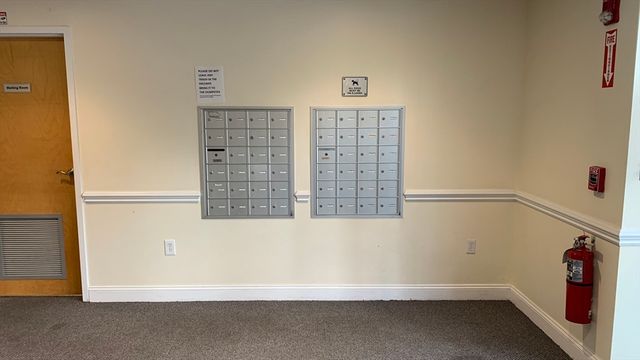 25 Alpine St 10, Boston, MA 02136