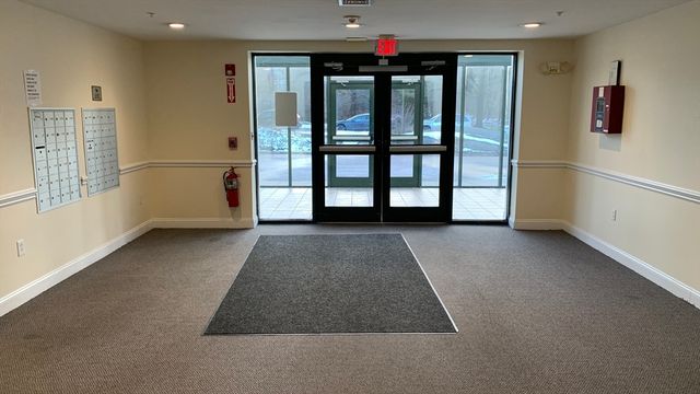 25 Alpine St 10, Boston, MA 02136