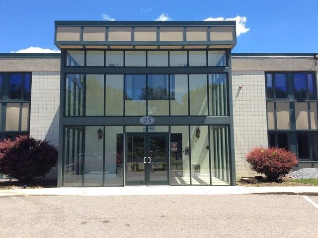 25 Alpine St 10, Boston, MA 02136