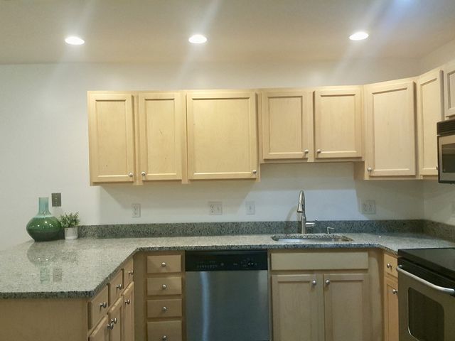 25 Alpine St 10, Boston, MA 02136