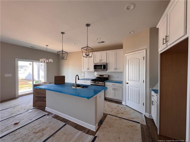 244 Rough Ridge Trail, Aberdeen, NC 28315