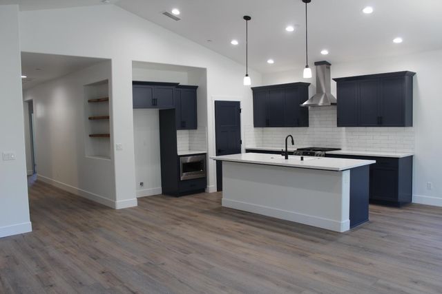 39665 Sunset Rock Ln, Shaver Lake, CA 93664