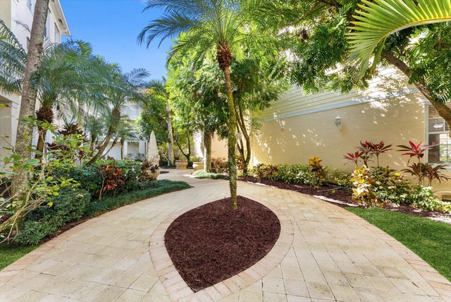 225 Murcia Drive 101, Jupiter, FL 33458