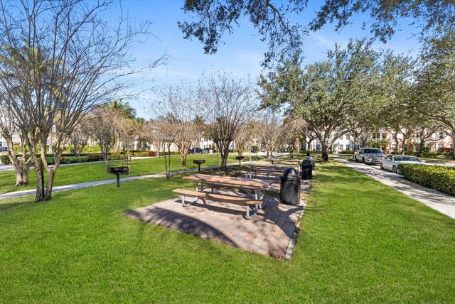 225 Murcia Drive 101, Jupiter, FL 33458