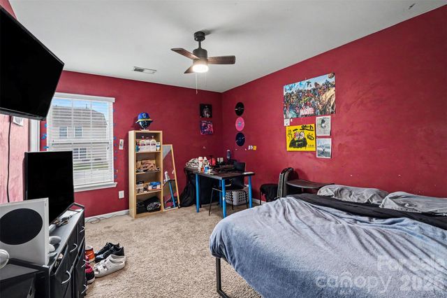 8515 Mansell Court, Charlotte, NC 28215