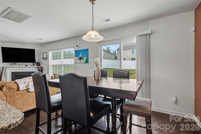 8515 Mansell Court, Charlotte, NC 28215