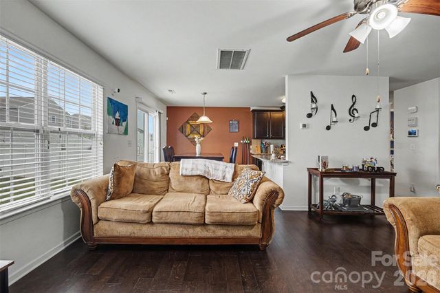 8515 Mansell Court, Charlotte, NC 28215