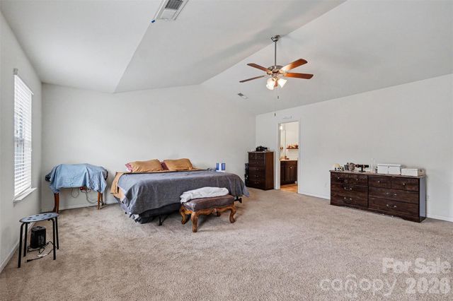 8515 Mansell Court, Charlotte, NC 28215