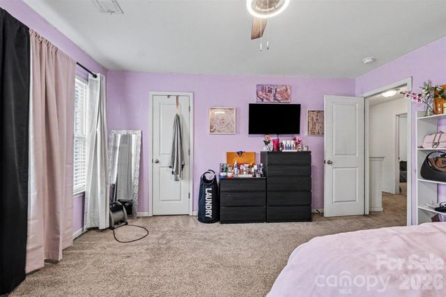8515 Mansell Court, Charlotte, NC 28215