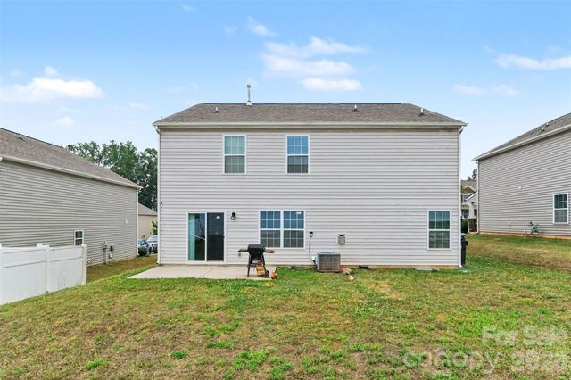 8515 Mansell Court, Charlotte, NC 28215