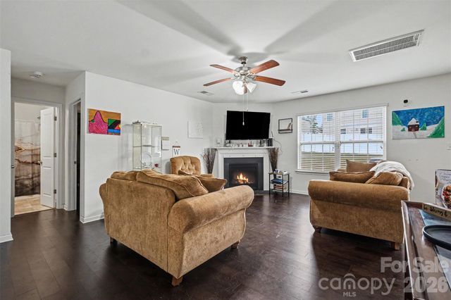 8515 Mansell Court, Charlotte, NC 28215
