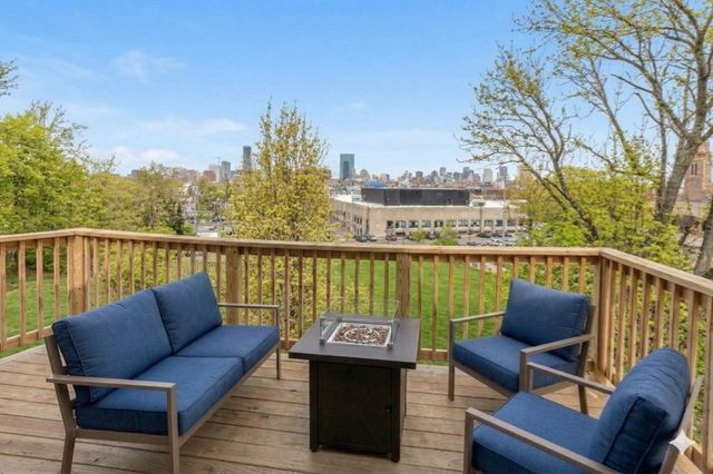 27 Saint James St, Boston, MA 02119