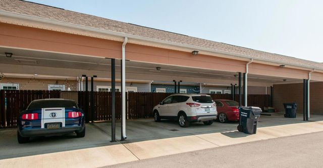 6727 Sunnywood Dr, Nashville, TN 37211